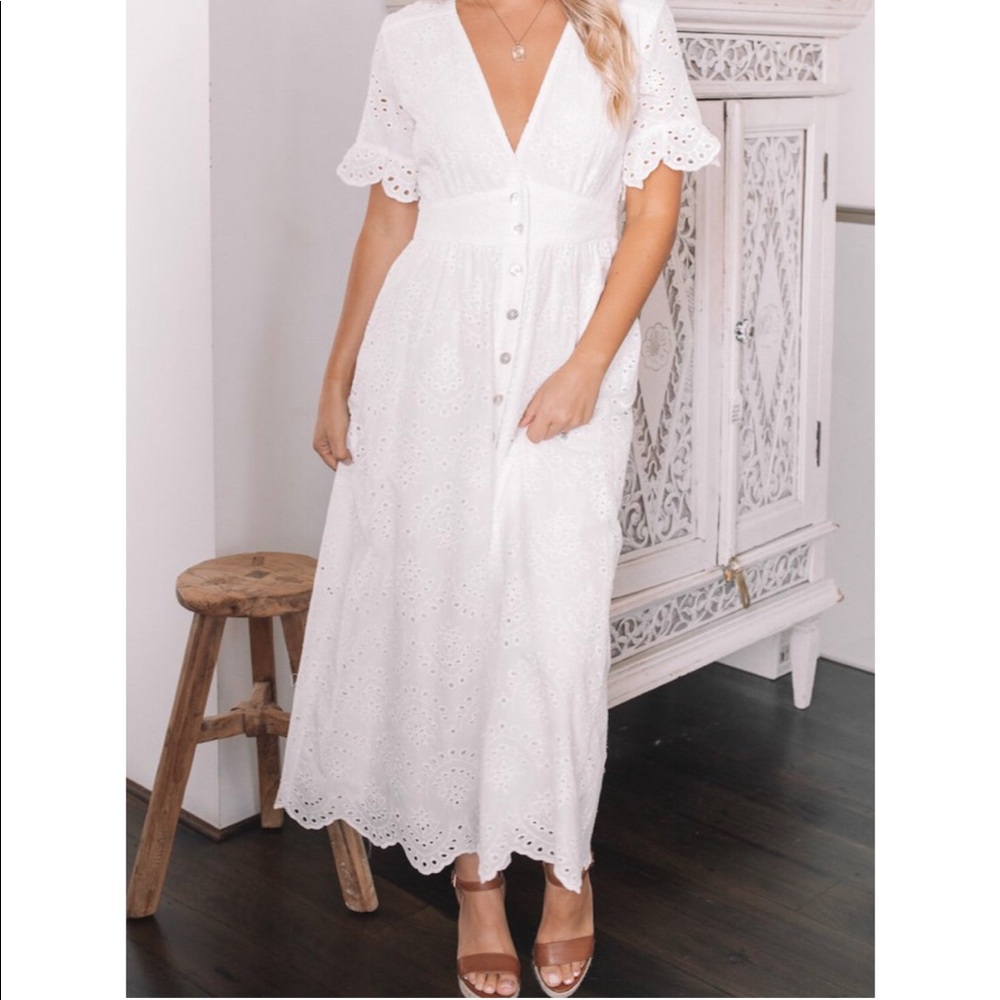 Lace white midi dress